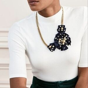 NIB Stella & Dot French Twist Statement Necklace